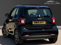 Used Smart ForTwo Coupé Pure 71 HP (52 kW) 2019 Black Coupe