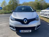 Used Renault Captur Dynamique 90 HP (66 kW) 2017 Silver SUV