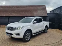 Used Nissan Navara Tekna 190 HP (139 kW) 2018 White Pickup