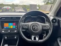 Used MG ZS Excite 106 HP (77 kW) 2018 Red SUV