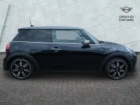 Used Mini Cooper Exclusive 2023 Blue/black Hatchback