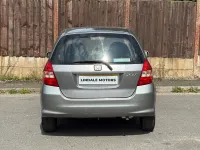 Used Honda Jazz SE 83 HP (61 kW) 2005 Silver Hatchback