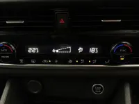 Used Nissan Qashqai Acenta Premium 140 HP (102 kW) 2023 Red SUV