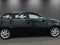 Used Toyota Auris Hybrid Business Edition 136 HP (100 kW) 2016 Black Hatchback