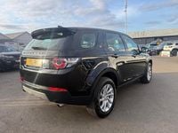 Used Land Rover Discovery Sport SE 180 HP (132 kW) 2018 Black SUV