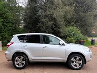 Usado Toyota RAV4 SR 150 HP (110 kW) 2009 Prateado SUV