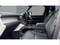 Used Land Rover Defender SE Dynamic 245 HP (180 kW) 2024 Grey SUV