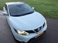 Used Nissan Qashqai 2016 White SUV