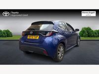 Used Toyota Yaris Hybrid 116 HP (85 kW) 2022 Blue Hatchback