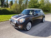 Begagnad Mini Cooper Hatch 2009 Brun Halvkombi