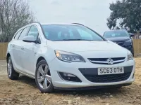 Używany Vauxhall Astra SRi 2014 Biały Kombi