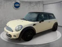 Used Mini Cooper Hatch 122 HP (89 kW) 2013 White Hatchback