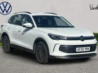 Gebraucht VW Tiguan Life 150 PS (110 kW) 2025 Weiß SUV