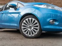 Używany Ford Fiesta Titanium 94 KM (69 kW) 2010 Niebieski Hatchback