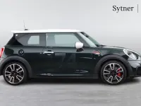 Used Mini John Cooper Works Hatch 228 HP (167 kW) 2021 Green Hatchback