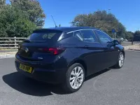 Used Vauxhall Astra Design Edition 125 HP (91 kW) 2016 Black Hatchback