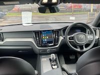 Usado Volvo XC60 Plus 197 HP (144 kW) 2023 Prateado SUV
