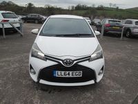 Used Toyota Yaris 90 HP (66 kW) 2014 White Hatchback