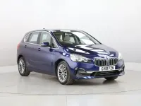 Begagnad BMW 220 Luxury Line 192 HK (141 kW) 2018 Blå Halvkombi