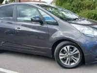 Used Kia Venga 128 HP (94 kW) 2016 Silver Hatchback