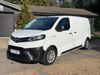 Used Toyota Proace 100 kW (136 HP) 2022 White MPV