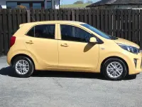Second-hand Kia Picanto 66 CP (48 kW) 2023 Galben Hatchback