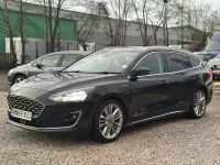 Usado Ford Focus Vignale 120 HP (88 kW) 2019 Preto Carrinha