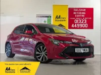 Usado Toyota Corolla Design 122 CV (89 kW) 2022 Rojo Utilitario