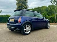 Begagnad Mini Cooper Hatch 116 HK (85 kW) 2005 Lila Halvkombi