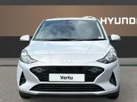 New Hyundai i10 Advanced 83 HP (61 kW) 2025 Red Hatchback