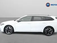 Used VW Passat R-line 204 HP (150 kW) 2025 White Estate