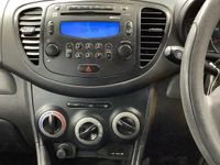 Used Hyundai i10 Classic 86 HP (63 kW) 2011 Grey Hatchback