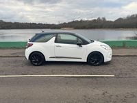 Used DS Automobiles DS3 2015 White Hatchback