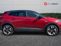 Used Vauxhall Grandland X SRi 130 HP (95 kW) 2020 Red SUV