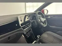 Used VW T-Roc R-line 150 HP (110 kW) 2024 Red SUV