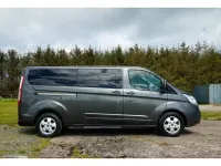 Usado Ford Tourneo Custom Titanium 2017 Gris Van