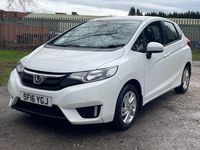 Used Honda Jazz SE 102 HP (75 kW) 2016 White Hatchback