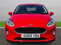 Usado Ford Fiesta Trend 86 HP (63 kW) 2019 Vermelho Citadino