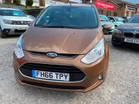 Usado Ford B-MAX Titanium 105 HP (77 kW) 2017 Castanho Monovolume