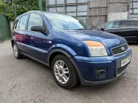Begagnad Ford Fusion Zetec 101 HK (74 kW) 2007 Blå Halvkombi