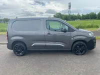 Used Citroën Berlingo 130 HP (95 kW) 2020 Grey MPV