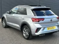 Usado VW T-Roc 150 HP (110 kW) 2025 SUV