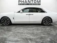 Used Rolls Royce Ghost 571 HP (419 kW) 2025 White Sedan
