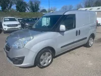 Second-hand Vauxhall Combo Sportive 95 CP (69 kW) 2017 Argintiu Monovolum