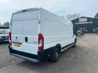 Used Peugeot Boxer 130 HP (95 kW) 2018 White Van