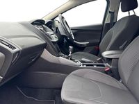 Used Ford Focus Zetec 125 HP (91 kW) 2018 Blue Hatchback