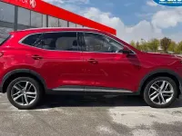 Begagnad MG HS Exclusive 162 HK (119 kW) 2023 Röd SUV