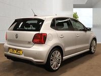 Usado VW Polo BlueGT 150 HP (110 kW) 2017 Prateado Citadino