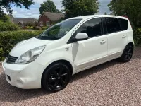 Used Nissan Note N-TEC 90 HP (66 kW) 2013 White Hatchback