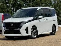 Used Nissan Serena 2025 White MPV